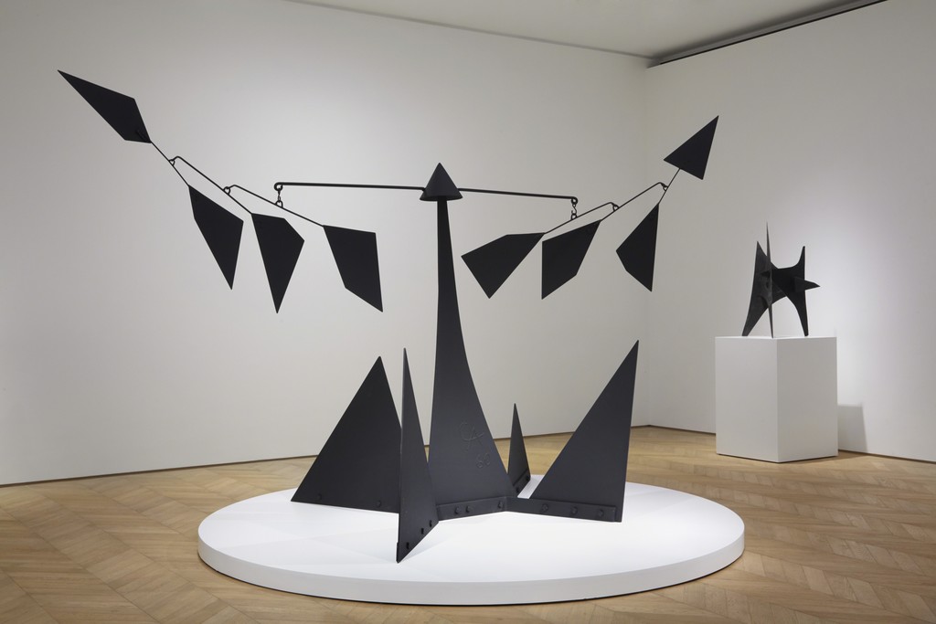 Installation view, “Alexander Calder,” Pace Gallery, Hong Kong, 2016. Installation view, “Alexander Calder,” Pace Gallery, Hong Kong, 2016.