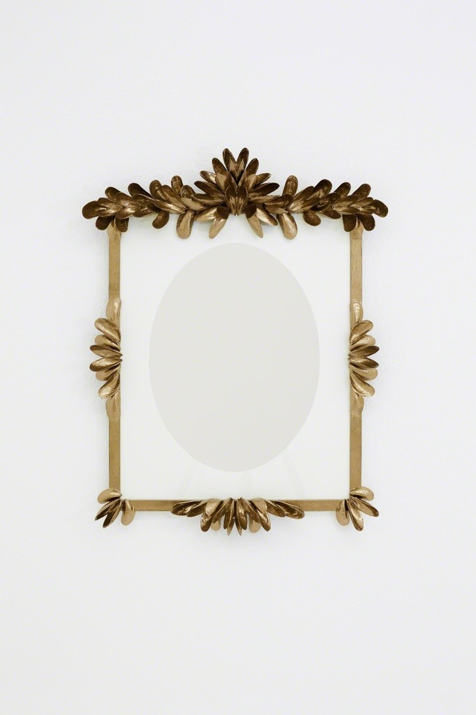 Ligia Dias
MARCEL
2017
Mirror, wood, glass, paper, shells, gold spray paint
50 x 70 cm Ligia Dias
MARCEL
2017
Mirror, wood, glass, paper, shells, gold spray paint
50 x 70 cm