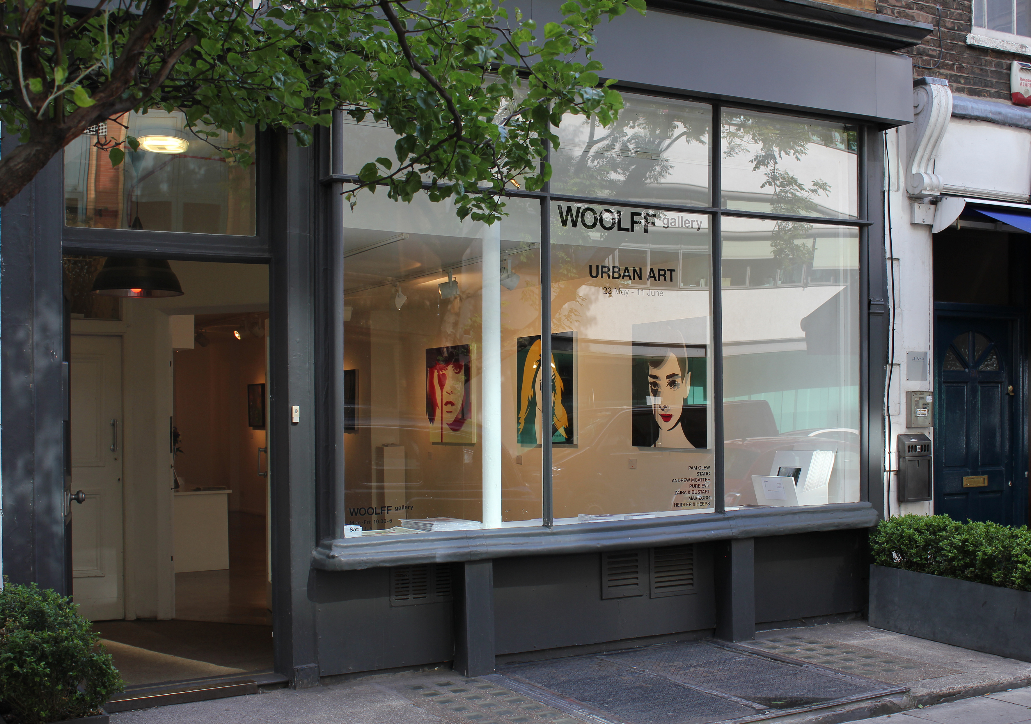 Woolff Gallery logo