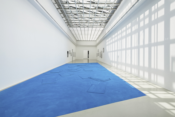 Schirin Kretschmann installation view at Kunstverein Hannover, 2017
photo: Raimund Zakowski
Courtesy of the artist, Galerie Jochen Hempel, Leipzig / Berlin and Galerie Gisela Clement, Bonn
Schirin Kretschmann installation view at Kunstverein Hannover, 2017
photo: Raimund Zakowski
Courtesy of the artist, Galerie Jochen Hempel, Leipzig / Berlin and Galerie Gisela Clement, Bonn