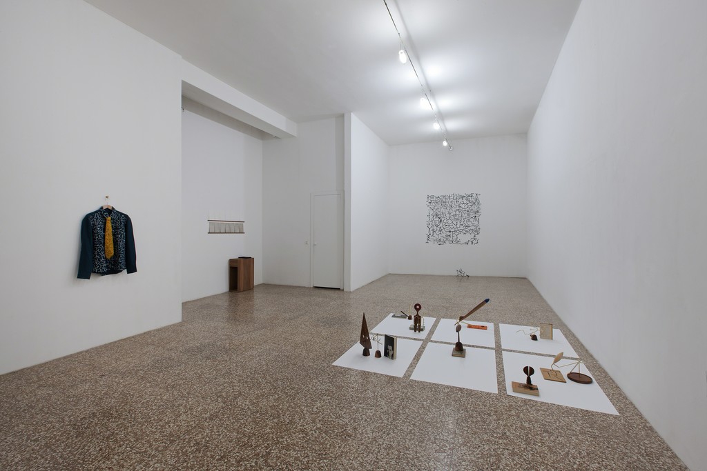 Edgar Orlaineta, Installation view at FL GALLERY, Photo: Antonio Maniscalco. Edgar Orlaineta, Installation view at FL GALLERY, Photo: Antonio Maniscalco.