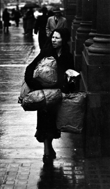 Russell Lee, ‘Untitled’, 1936, Photography, Gelatin silver print, Howard Greenberg Gallery