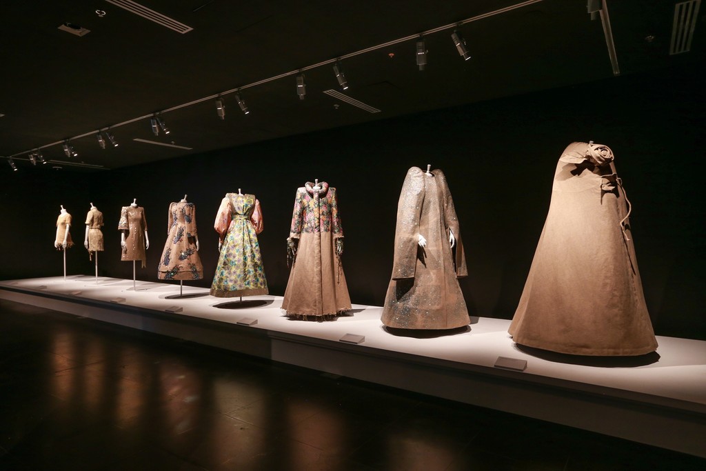 Installation view of Viktor&Rolf: Fashion Artists at the National Gallery of Victoria (2016). Photo: Wayne Taylor Installation view of Viktor&Rolf: Fashion Artists at the National Gallery of Victoria (2016). Photo: Wayne Taylor