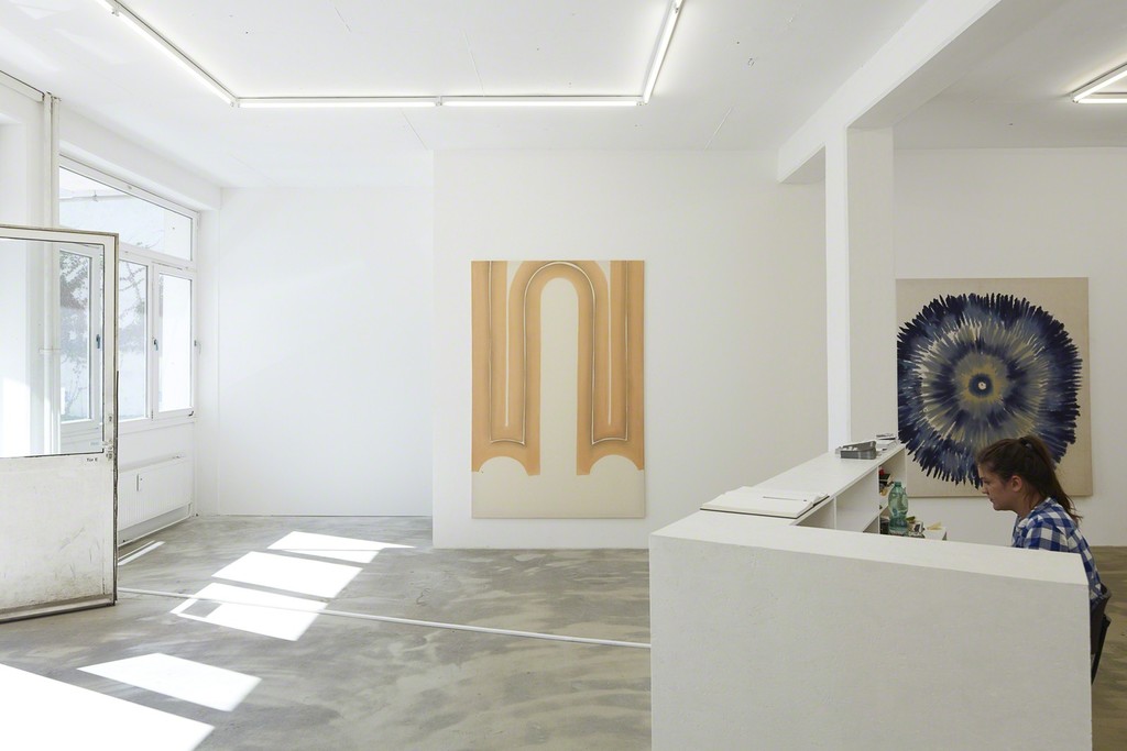 Close to, 2015 exhibition view Klemm's, Berlin Close to, 2015 exhibition view Klemm's, Berlin