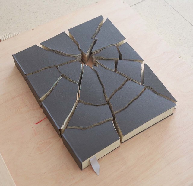 Diana Fonseca, ‘Atlas Mundi’, 2018, Sculpture, Artist book, swelled atlas, El Apartamento