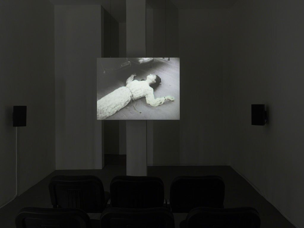 Courtesy by the artist; KÖNIG GALERIE, Berlin; CAPRI; Photo by Achim Kukulies Courtesy by the artist; KÖNIG GALERIE, Berlin; CAPRI; Photo by Achim Kukulies