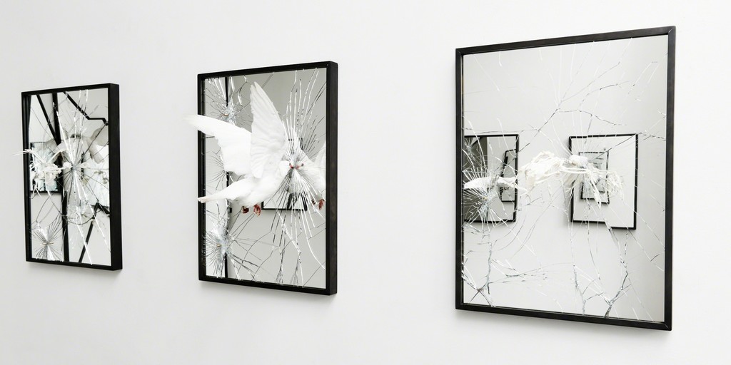 Pryce Lee, 'Ceasefire' installation view at The Garage, Amsterdam.
Pryce Lee, 'Ceasefire' installation view at The Garage, Amsterdam.