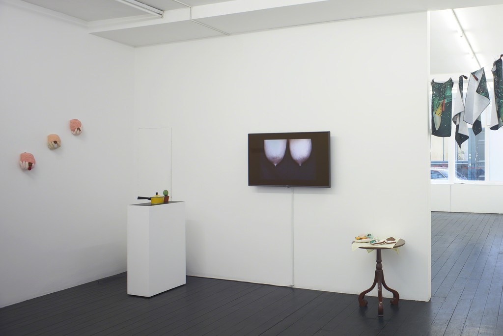 Installation view: Home Strike, 2018, l'étrangère Installation view: Home Strike, 2018, l'étrangère