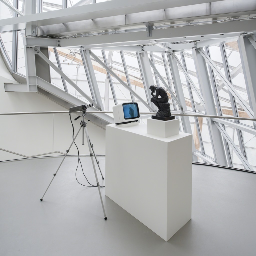 Nam June Paik - TV Rodin (Le Penseur) 1976-1978 Photo: Fondation Louis Vuitton, Marc Domage © The Estate of Nam June Paik Nam June Paik - TV Rodin (Le Penseur) 1976-1978 Photo: Fondation Louis Vuitton, Marc Domage © The Estate of Nam June Paik