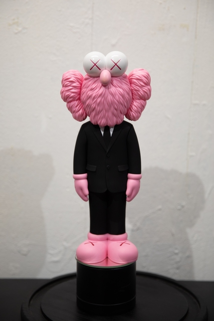 kaws dior toy