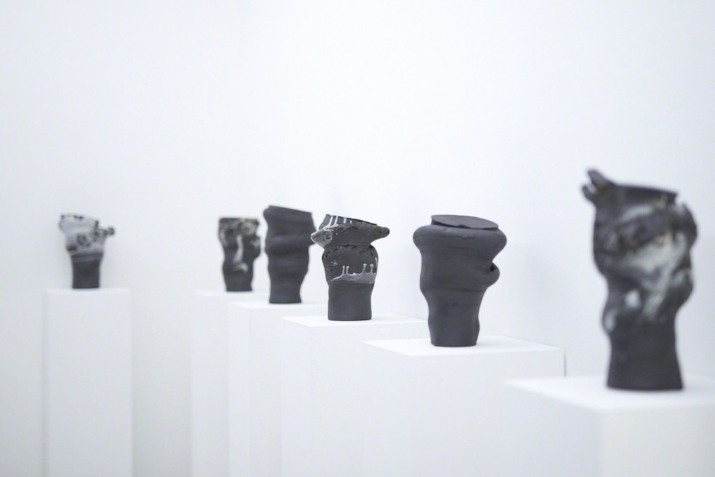 Installation view from “Issues from the Hands” 8/ ART GALLERY/ Tomio Koyama Gallery, 2017 ©Toshiaki Noda, photo by Kenji Takahashi Installation view from “Issues from the Hands” 8/ ART GALLERY/ Tomio Koyama Gallery, 2017 ©Toshiaki Noda, photo by Kenji Takahashi