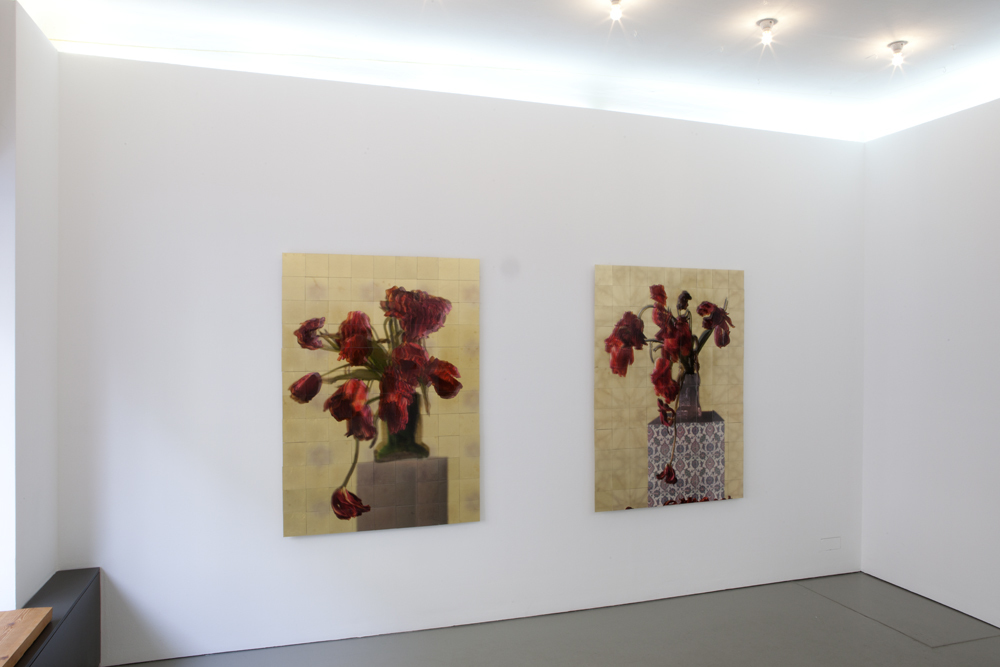 Exhibition view with 'Tulipan I' and 'Tulipan II'; photo: Lukas Heibges Exhibition view with 'Tulipan I' and 'Tulipan II'; photo: Lukas Heibges