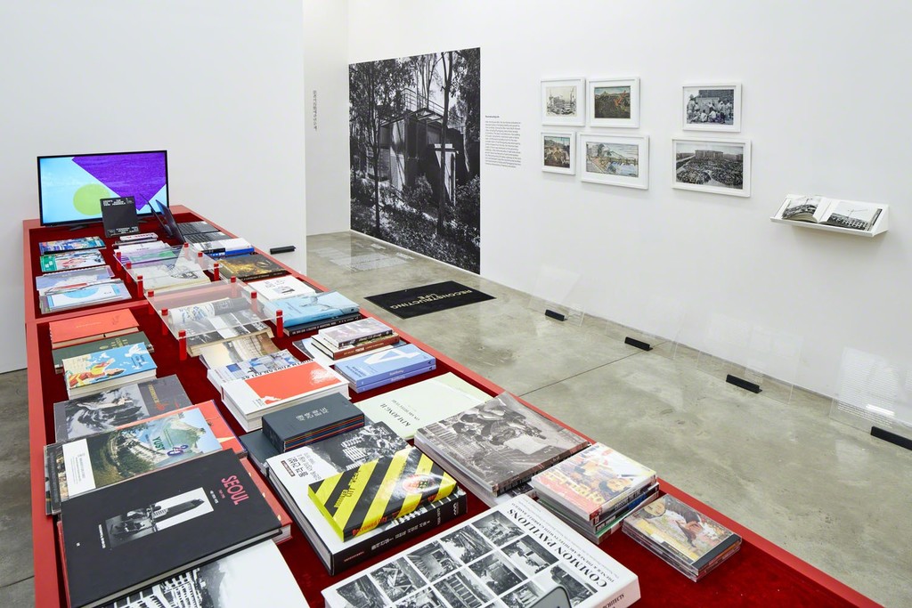 Reconstructing Life, Crow's Eye View: The Korean Peninsula; Tina Kim Gallery, NY, 2015. Photo by Jeremy Haik Reconstructing Life, Crow's Eye View: The Korean Peninsula; Tina Kim Gallery, NY, 2015. Photo by Jeremy Haik