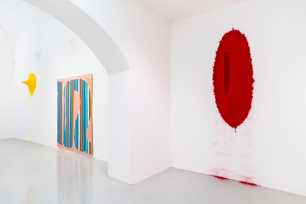 DANIEL BUREN & ANISH KAPOOR, exhibition view GALLERIA CONTINUA, San Gimignano. Ph Ela Bialkowska, OKNO Studio DANIEL BUREN & ANISH KAPOOR, exhibition view GALLERIA CONTINUA, San Gimignano. Ph Ela Bialkowska, OKNO Studio