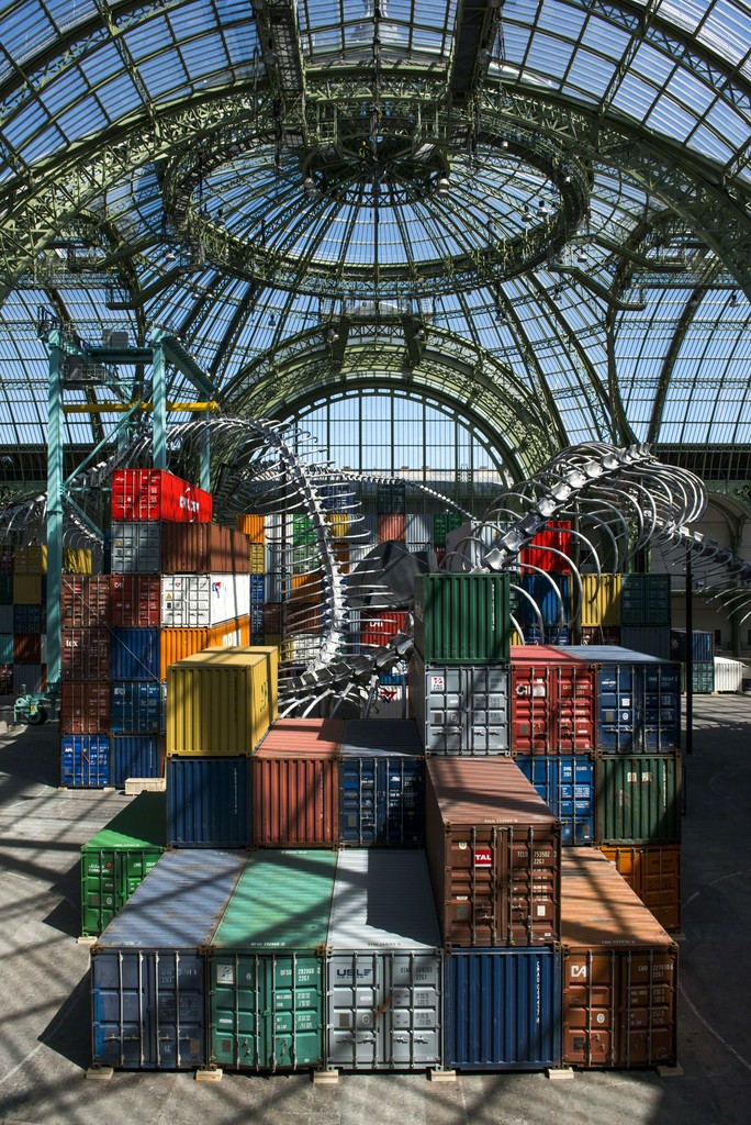 Huang Yong Ping, Empires, MONUMENTA 2016 © Adagp, Paris 2016, courtesy de l’artiste et kamel mennour, Paris, Photo Didier Plowy pour la Rmn-GP Huang Yong Ping, Empires, MONUMENTA 2016 © Adagp, Paris 2016, courtesy de l’artiste et kamel mennour, Paris, Photo Didier Plowy pour la Rmn-GP