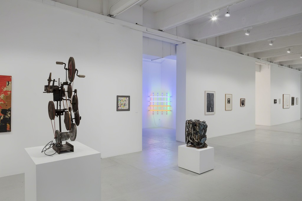 Installation view, ‘A Luta Continua: The Sylvio Perlstein Collection,’ Hauser & Wirth New York, 22nd Street, April 26 – July 27, 2018
Photo: Timothy Doyon Installation view, ‘A Luta Continua: The Sylvio Perlstein Collection,’ Hauser & Wirth New York, 22nd Street, April 26 – July 27, 2018
Photo: Timothy Doyon