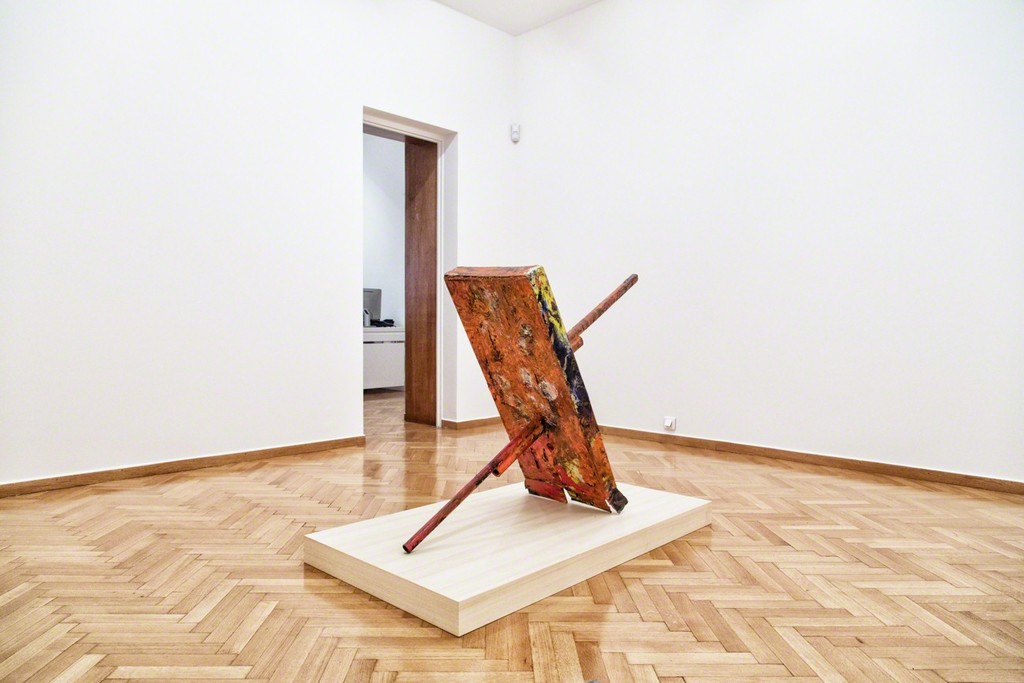 "Georg Baselitz | Mark Grotjahn: Natural Histories"
Installation view
Photo by Silia Psychi
"Georg Baselitz | Mark Grotjahn: Natural Histories"
Installation view
Photo by Silia Psychi