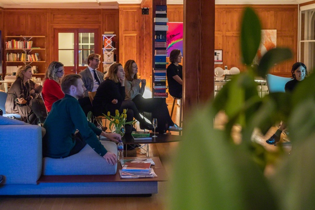 Photos of Jillian Mayer intimate talk in London 2018. Photo: Annka Kultys Gallery (Damian Griffiths) Photos of Jillian Mayer intimate talk in London 2018. Photo: Annka Kultys Gallery (Damian Griffiths)