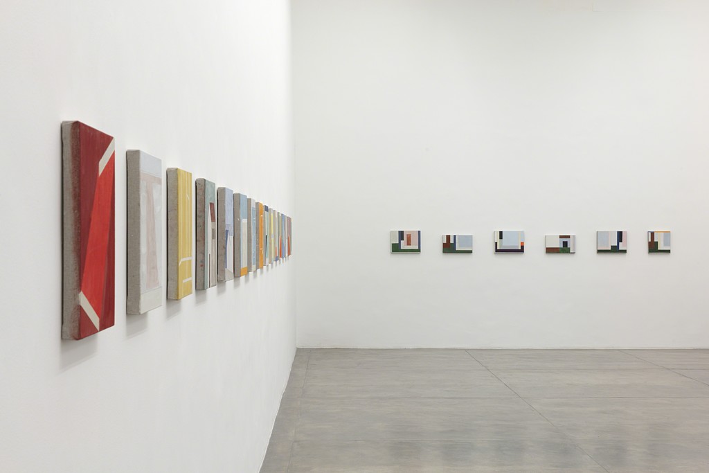 exhibition view -- photo Everton Ballardin © courtesy of the artist and Galeria Nara Roesler exhibition view -- photo Everton Ballardin © courtesy of the artist and Galeria Nara Roesler