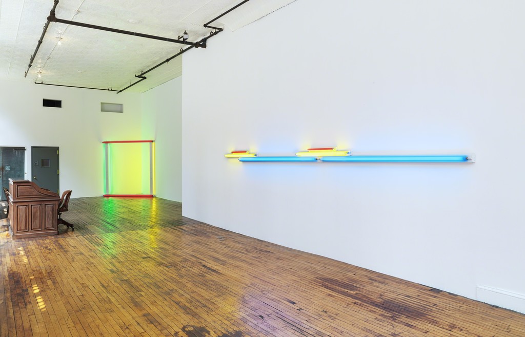 Installation view of "Dan Flavin, 2 works"at Judd Foundation © 2015 Stephen Flavin/Artists Rights Society (ARS), New York; courtesy of David Zwirner, New York/London Installation view of "Dan Flavin, 2 works"at Judd Foundation © 2015 Stephen Flavin/Artists Rights Society (ARS), New York; courtesy of David Zwirner, New York/London
