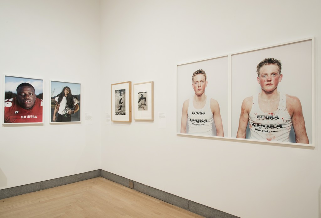 Installation view of "Who Shot Sports: A Photographic History, 1843 to the Present" at Brooklyn Museum, New York (2016) © Jonathan Dorado Installation view of "Who Shot Sports: A Photographic History, 1843 to the Present" at Brooklyn Museum, New York (2016) © Jonathan Dorado
