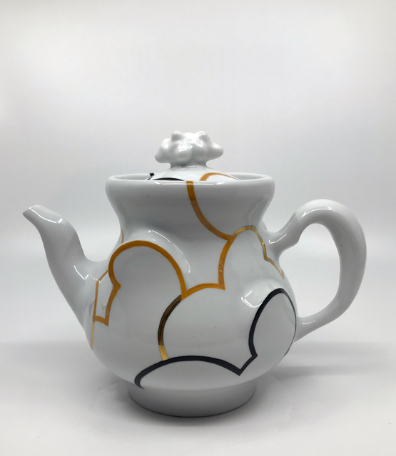 Sam Chung Cloud Teapot with Built In Steeper (2021) Available for