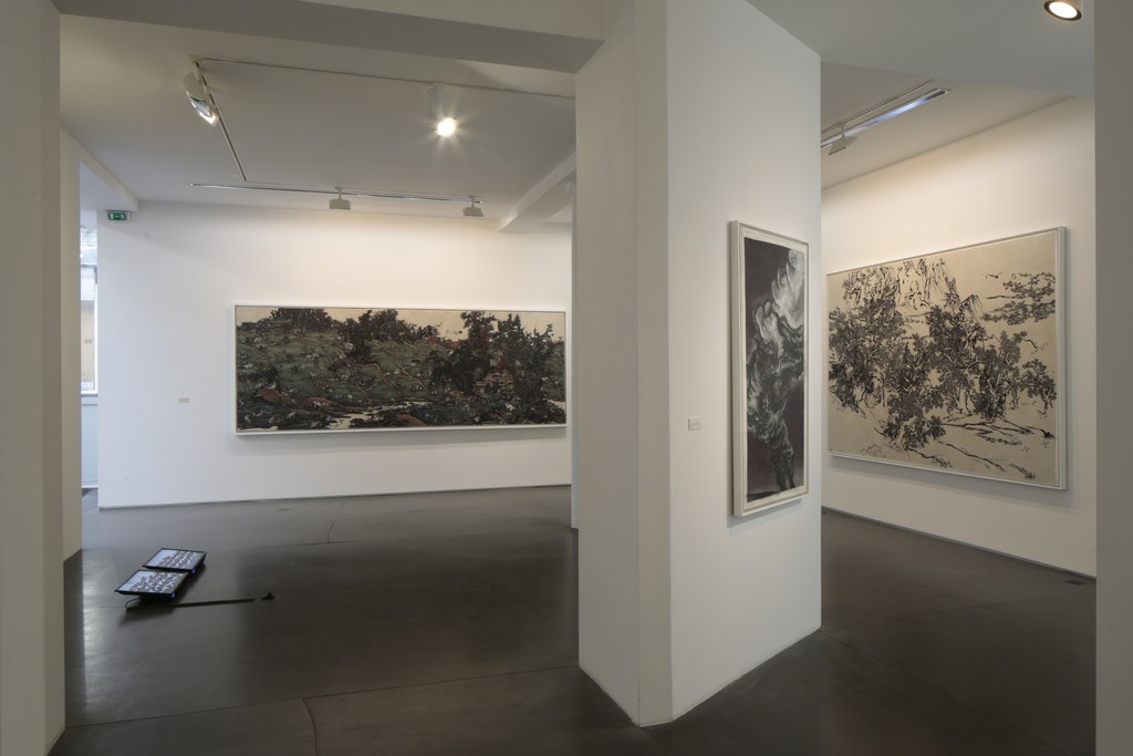 Installation view solo show Yang Jiechang. © Hervé Abbadie Installation view solo show Yang Jiechang. © Hervé Abbadie