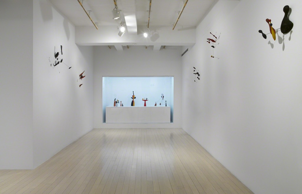 Installation view, Calder: Constellations, Pace Gallery, New York, 20 April – 30 June 2017. © 2017 Calder Foundation, New York / Artists Rights Society (ARS), New York Installation view, Calder: Constellations, Pace Gallery, New York, 20 April – 30 June 2017. © 2017 Calder Foundation, New York / Artists Rights Society (ARS), New York