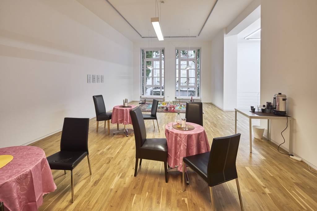 Exhibition view, Arbeiten Gehen: Eine Ausstellung der Galerie BRD, Jahn und Jahn, 2017 Exhibition view, Arbeiten Gehen: Eine Ausstellung der Galerie BRD, Jahn und Jahn, 2017