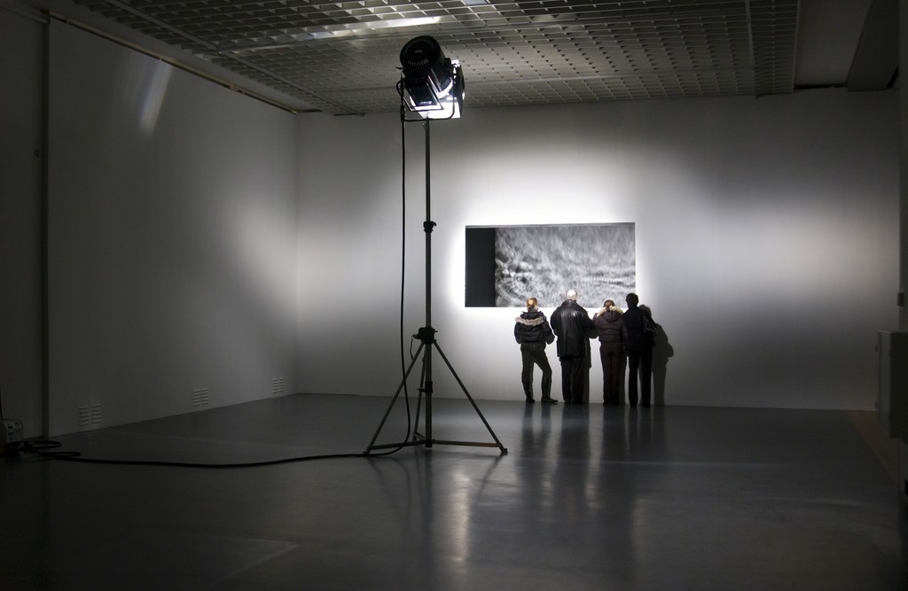Olafur Eliasson, Notion motion, Museum Boijmans Van Beuningen (2010). Photo: Hans
Wilschut Olafur Eliasson, Notion motion, Museum Boijmans Van Beuningen (2010). Photo: Hans
Wilschut