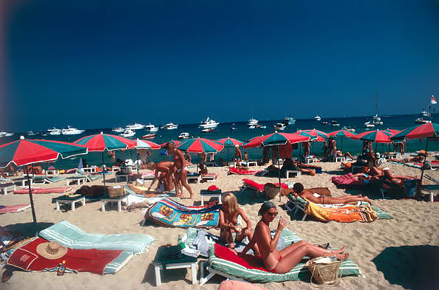 Slim Aarons | Beach at St. Tropez (1977) | Available for Sale | Artsy