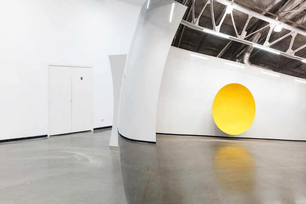 "My Red Homeland" at The Jewish Museum & Tolerance Center. © Anish Kapoor. "My Red Homeland" at The Jewish Museum & Tolerance Center. © Anish Kapoor.