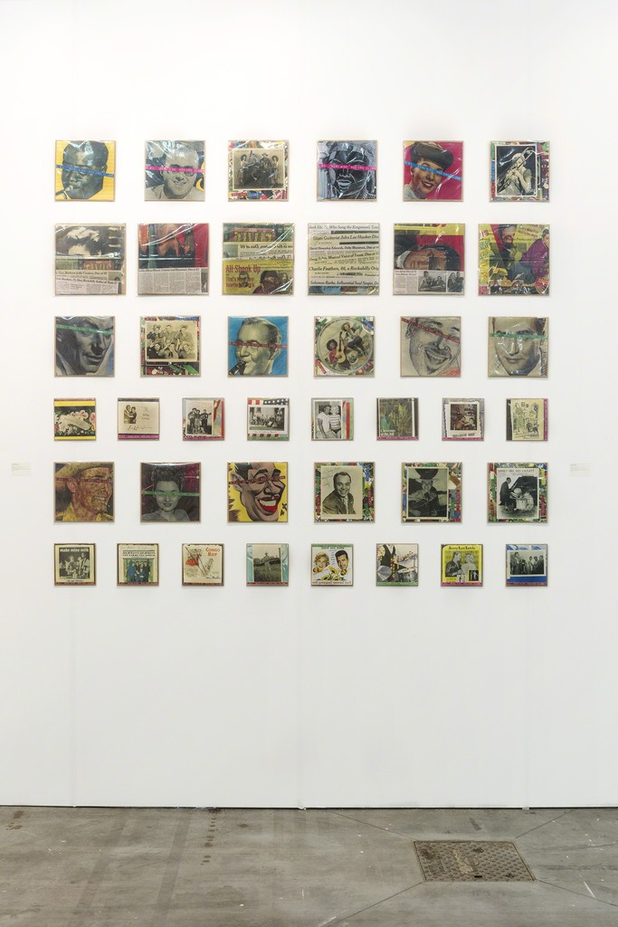 Booth's view. Works by Allen Ruppersberg.
© Renato Ghiazza Booth's view. Works by Allen Ruppersberg.
© Renato Ghiazza
