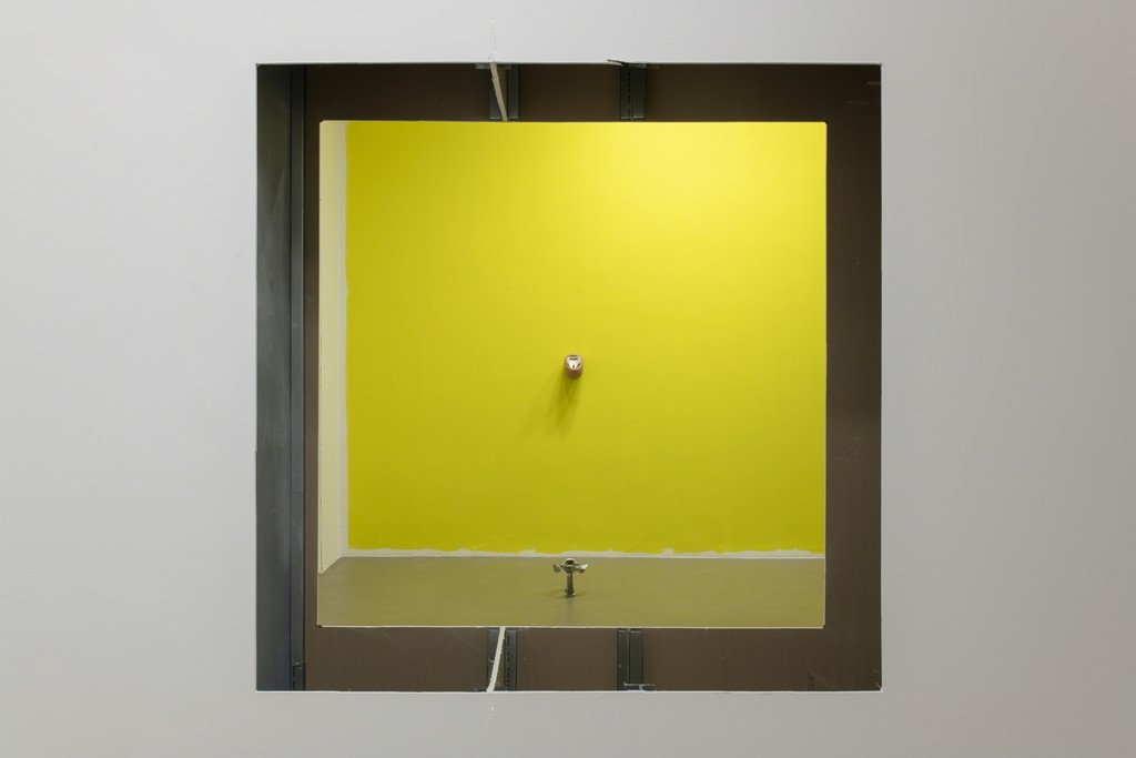 David Douard, O’DA’OLDBORIN’GOLD, installation view at Galerie Chantal Crousel, Paris (2019). Photo : Martin Argyroglo David Douard, O’DA’OLDBORIN’GOLD, installation view at Galerie Chantal Crousel, Paris (2019). Photo : Martin Argyroglo