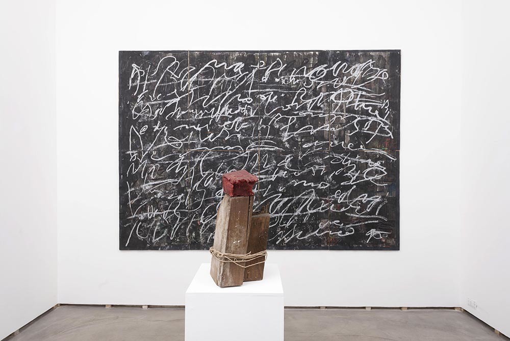 Luisa Gardini
Installation view of the exhibition at Federica Schiavo Gallery Roma
Photo by Giorgio Benni Luisa Gardini
Installation view of the exhibition at Federica Schiavo Gallery Roma
Photo by Giorgio Benni