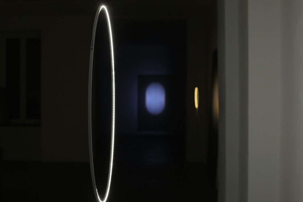 Installation view, Dachroth + Jeschonnek, Lichtvolumen, Engelage & Lieder, 2017 Installation view, Dachroth + Jeschonnek, Lichtvolumen, Engelage & Lieder, 2017