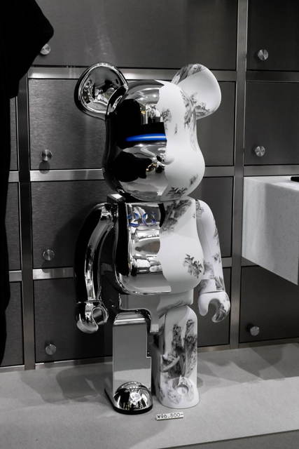 Hajime Sorayama X Daniel Arsham Bearbrick Sorayama X Daniel Arsham 1000 Silver 19 Available For Sale Artsy