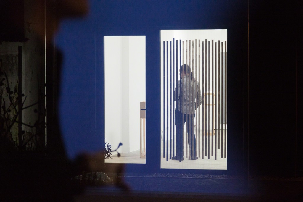 reflection of video projection, installation, 2013 | image: ©dasesszimmer reflection of video projection, installation, 2013 | image: ©dasesszimmer