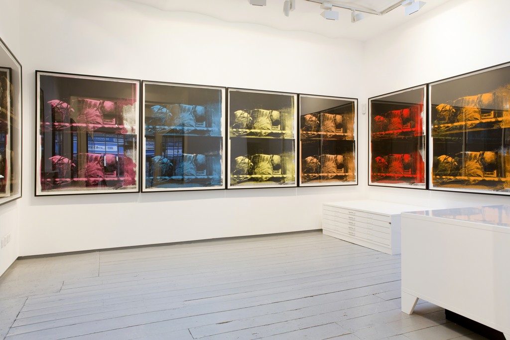 Installation at Paul Stolper Gallery - GAVIN TURK / Transit Disaster
October 09, 2011 - November 17, 2012 Installation at Paul Stolper Gallery - GAVIN TURK / Transit Disaster
October 09, 2011 - November 17, 2012