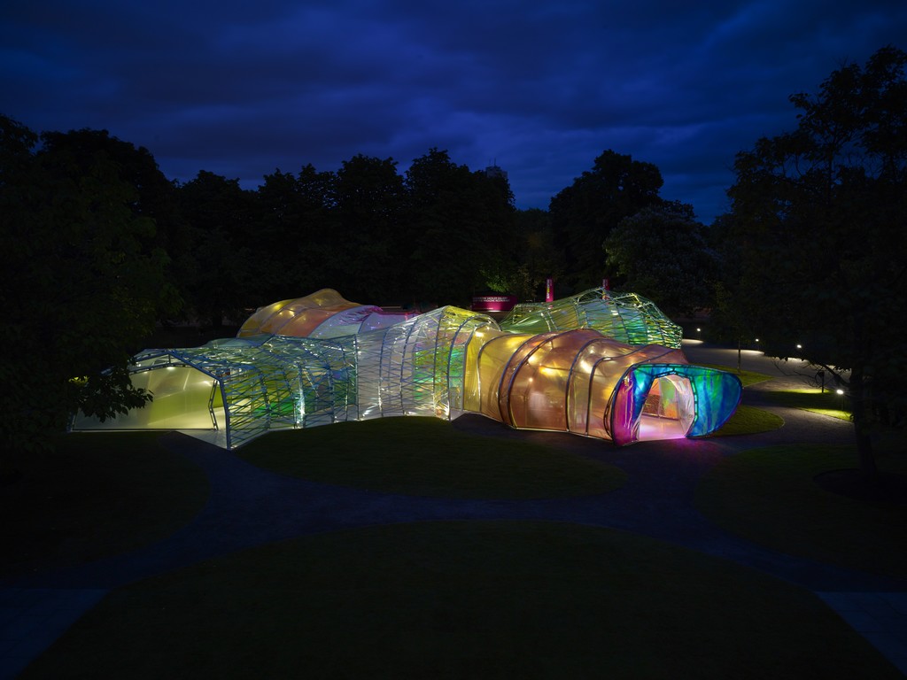 Serpentine Pavilion 2015 designed by selgascano. © John Offenbach Serpentine Pavilion 2015 designed by selgascano. © John Offenbach
