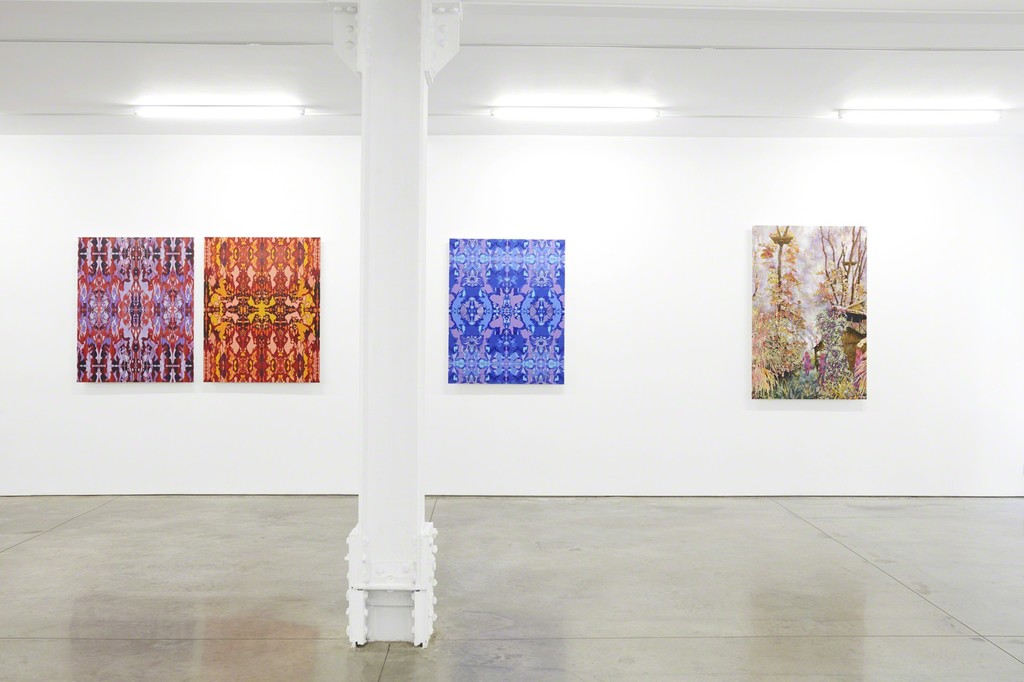 Bradley Castellanos, installation view of Sunshine State, 2017. (c) Bradley Castellanos; Courtesy of the artist and RYAN LEE, New York. Bradley Castellanos, installation view of Sunshine State, 2017. (c) Bradley Castellanos; Courtesy of the artist and RYAN LEE, New York.