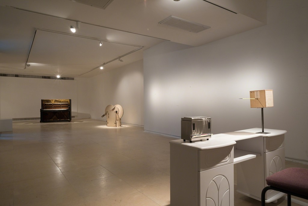Maya Dunietz, Sound Requires a Medium, 2015, CCA. Photo by Youval Hai. Maya Dunietz, Sound Requires a Medium, 2015, CCA. Photo by Youval Hai.