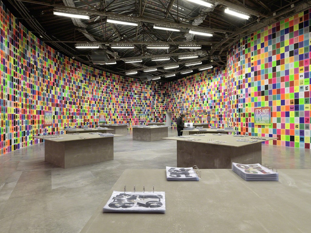 Installation view of "Ugo Rondinone: I Love John Giorno" at Palais de Tokyo, Paris (2015-2016) Photo: André Morin Installation view of "Ugo Rondinone: I Love John Giorno" at Palais de Tokyo, Paris (2015-2016) Photo: André Morin