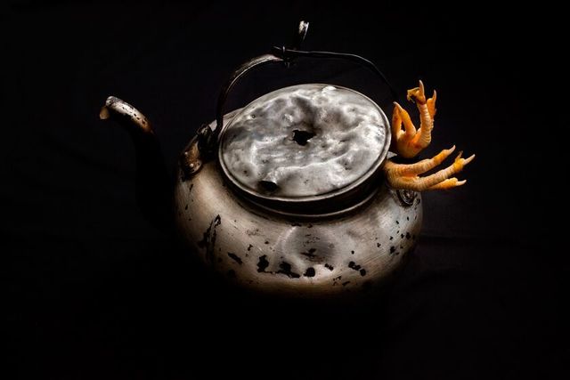 Kim Hak, ‘Kettle and Chicken - ALIVE series’, 2014, Sundaram Tagore Gallery