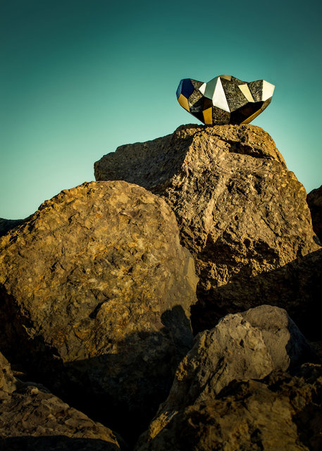 Videre Licet, ‘Abalone Vessel’, 2014, THE NEW