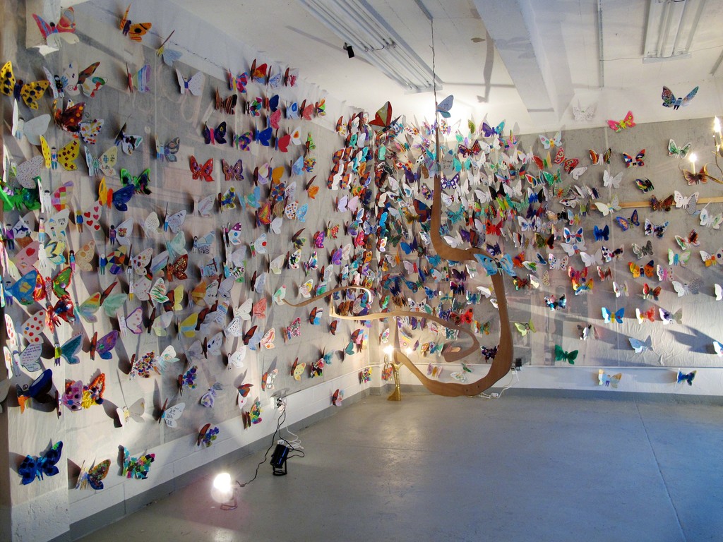 Yun-Mo Ahn and Jacque Jarrige's Butterfly project featuring 1000 butterflies created by children with autism Yun-Mo Ahn and Jacque Jarrige's Butterfly project featuring 1000 butterflies created by children with autism