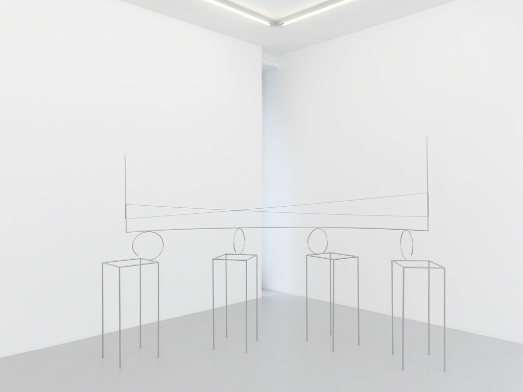 Exhibition view, Waltercio Caldas, Xippas, Geneva, Switzerland, 2018 © Annik Wetter Exhibition view, Waltercio Caldas, Xippas, Geneva, Switzerland, 2018 © Annik Wetter