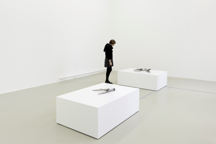 Susan Philipsz installation view Kunstverein Hannover, 2016 photo: Raimund Zakowski Courtesy Galerie Isabella Bortolozzi, Berlin and Tanya Bonakdar Gallery, New York Susan Philipsz installation view Kunstverein Hannover, 2016 photo: Raimund Zakowski Courtesy Galerie Isabella Bortolozzi, Berlin and Tanya Bonakdar Gallery, New York