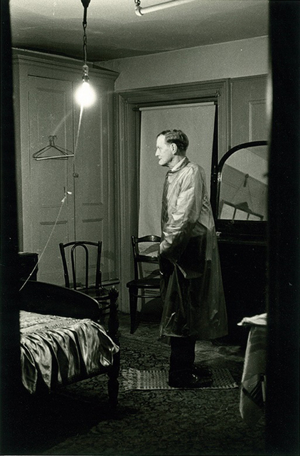 Diane Arbus The Backwards Man In His Hotel Room New York City