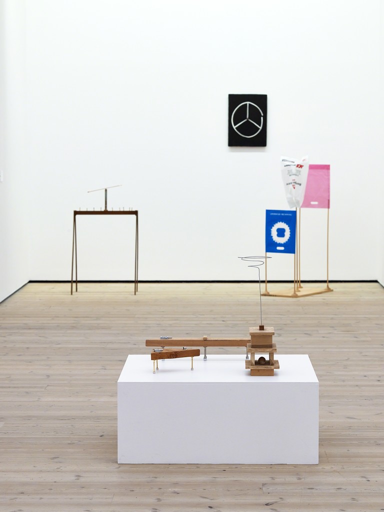 Installation view of "B. Wurtz Selected Works 1970-2015." Foto: John McKenzie © BALTIC Centre for Contemporary Art Installation view of "B. Wurtz Selected Works 1970-2015." Foto: John McKenzie © BALTIC Centre for Contemporary Art